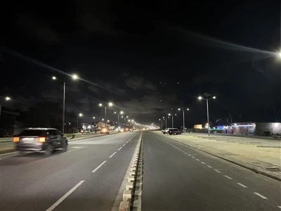 Osvetlenie cesty: Solárne pouličné lampy Edobo osvetľujú novú kapitolu pre Be...