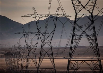US Power Grid: Snímka tlakov a vyhliadok