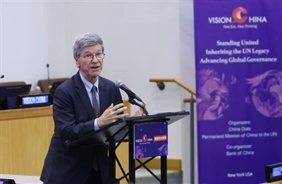 Jeffrey Sachs obhajuje reformu OSN, multilateralizmus v New Era Lecture Hall ...